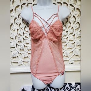 New Kathy Brand Peahy Pink Lace and Mesh Strappy Bodysuit M/L